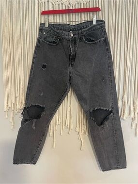 Levi's Washed Black Ripped Ankle Jeans